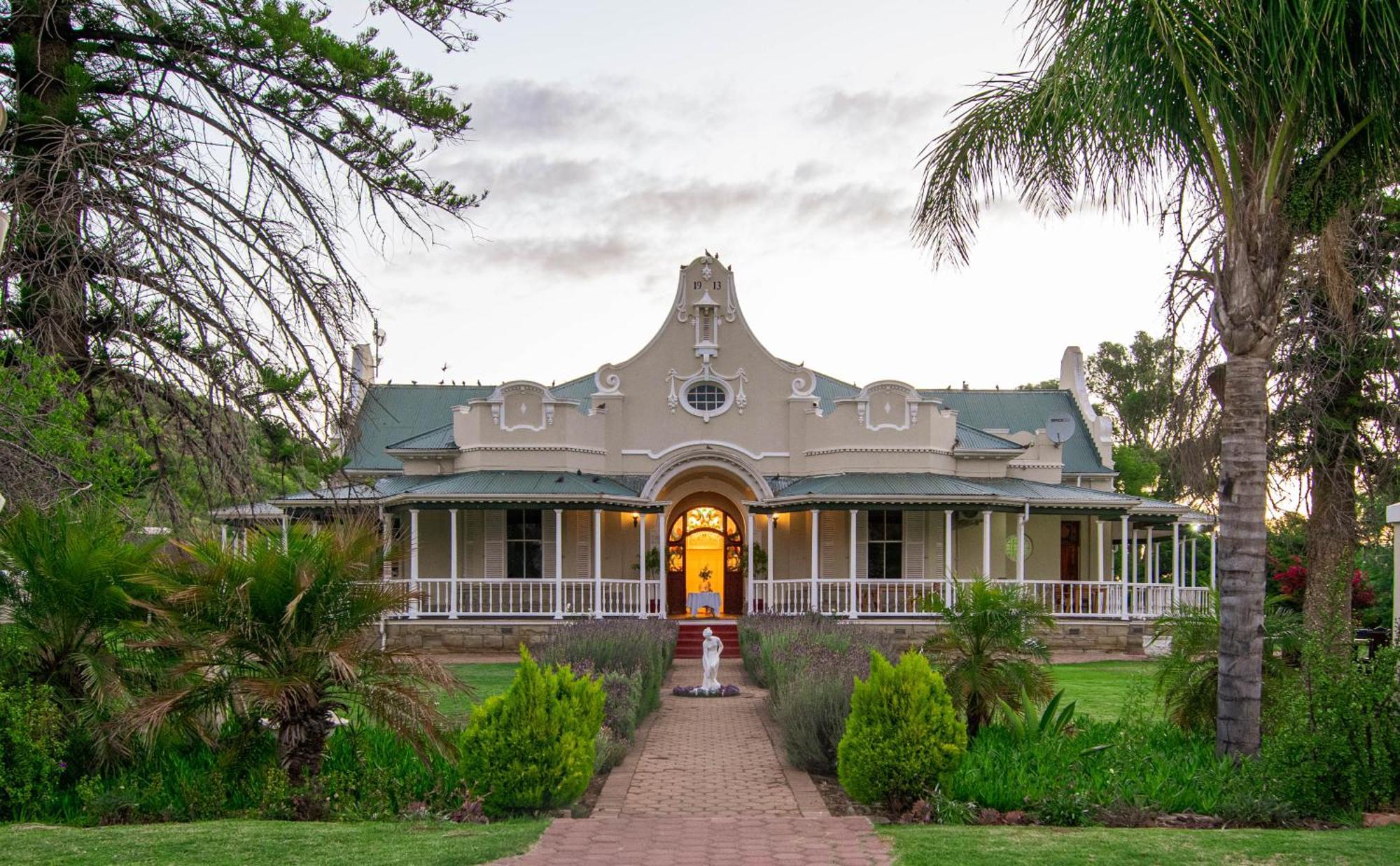 Bakenskraal Ostrich Palace Oudtshoorn Kültér fotó